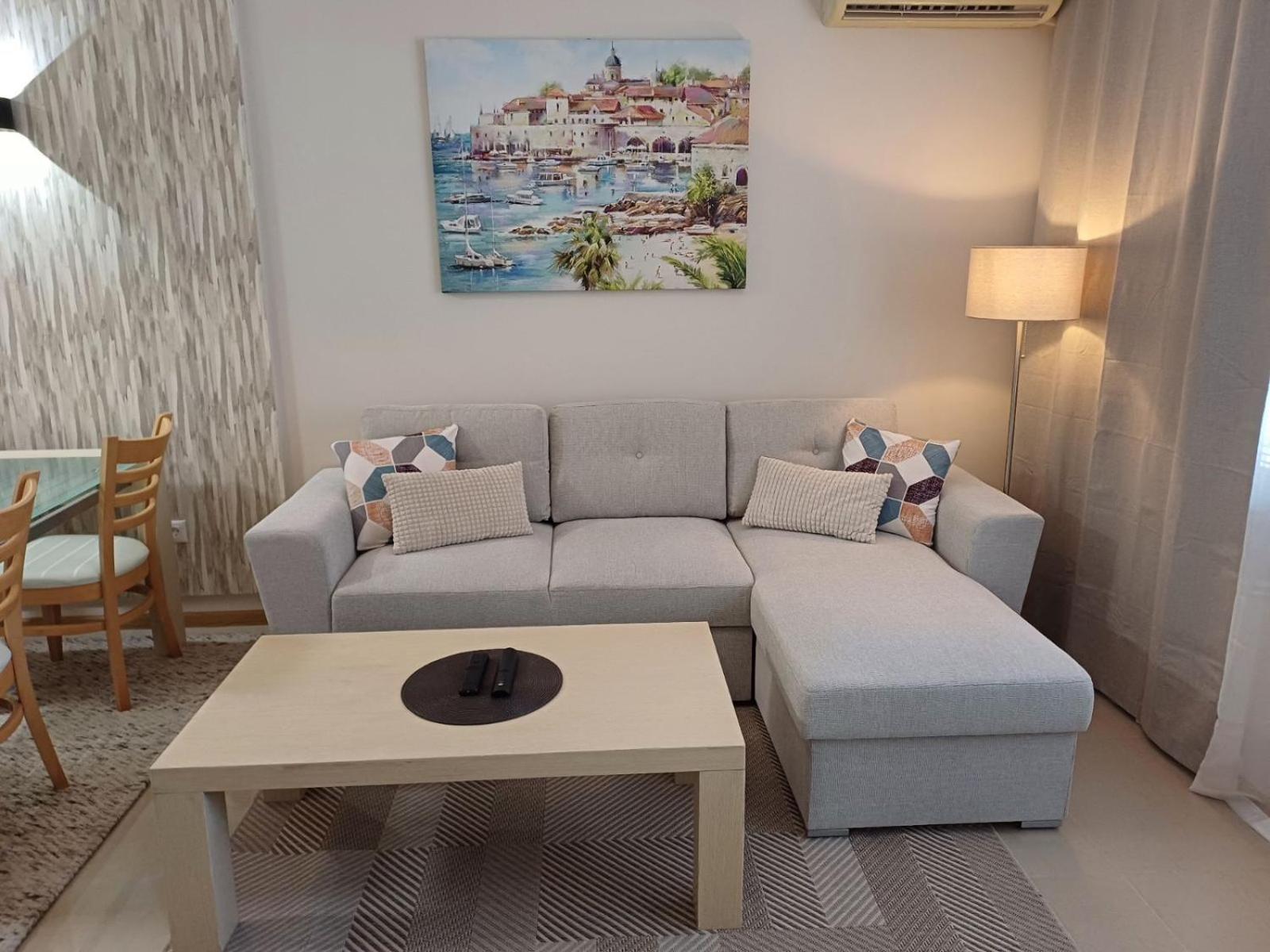 בלצ'יק Lighthouse 1Bedroom Gec Apartment 203 מראה חיצוני תמונה